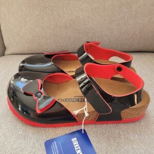 NWT Birkenstock Kids SZ 34 US 3-3.5 Black and Red Bow Shoes